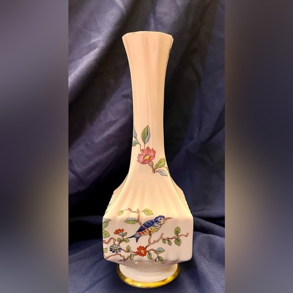 Pembroke Aynsley England Fine Bone China Gilded Milk White Glass Porcelain Vase - Picture 3 of 14